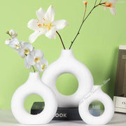 Nordic White Flower Vase Designed Plastic Plant Pot Flower Bud Bottle Floral Arrangement Display Bottle Living Room Decor