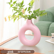 1Pcs Plastic Flat Minimalist Vase Wedding Decoration Donut Shape Flower Vase Oval Hollow Black Vases Fashion Home Living Room